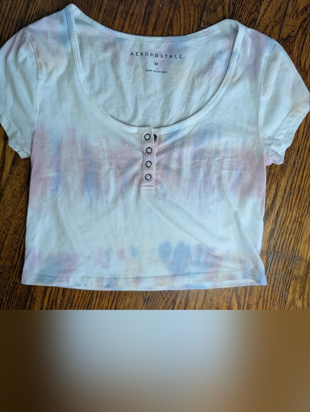 Aeropostale White Tie-Dye Crop Top with Pastel Pink & Blue